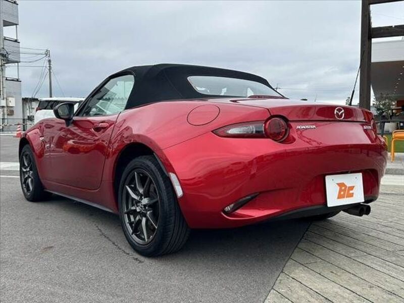 ROADSTER