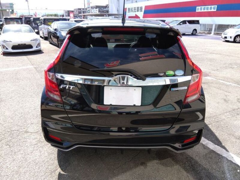 FIT HYBRID