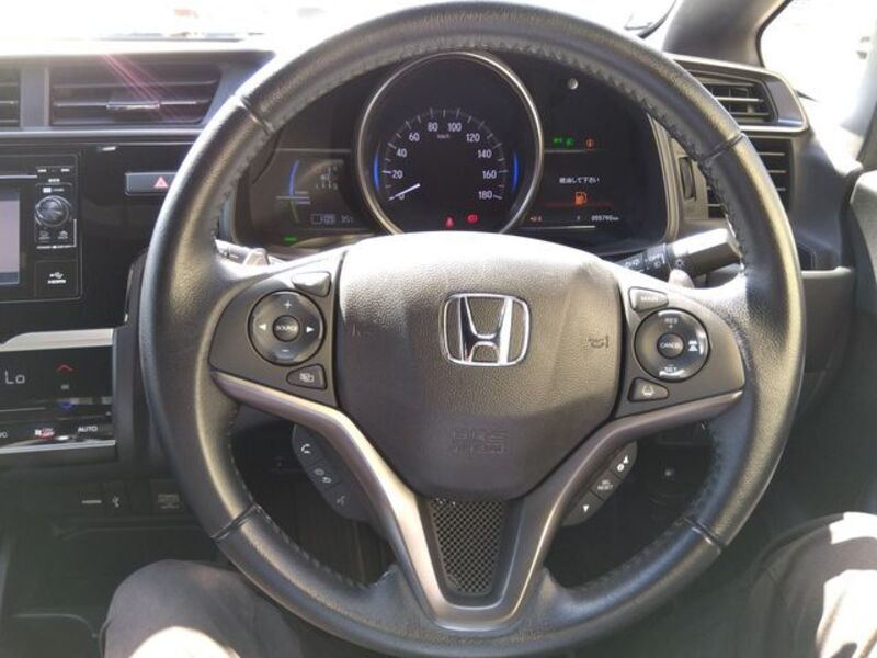 FIT HYBRID