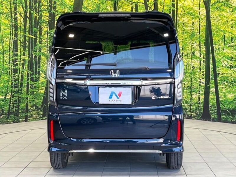 N BOX CUSTOM