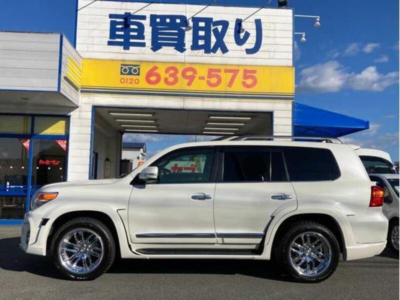 LAND CRUISER
