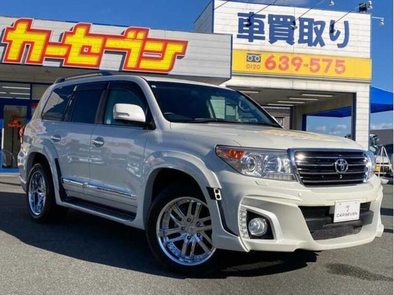 LAND CRUISER