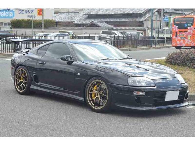 TOYOTA SUPRA