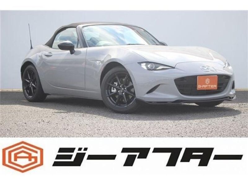 ROADSTER-0