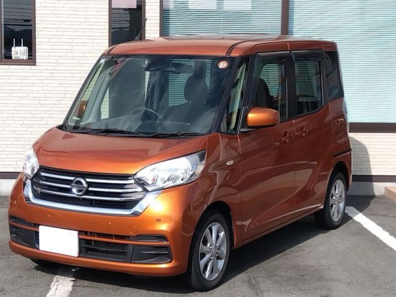 NISSAN DAYZ ROOX