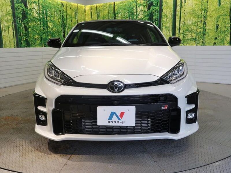 GR YARIS