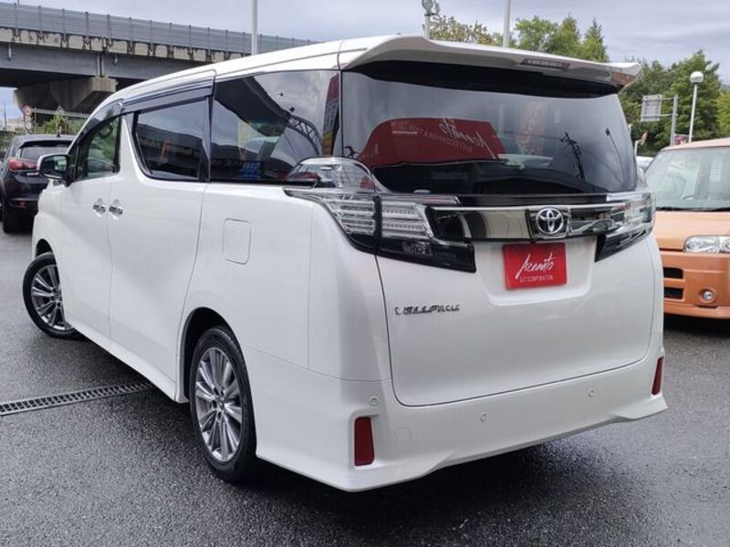 VELLFIRE