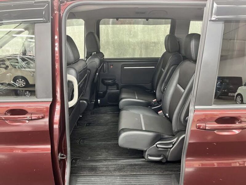 STEPWAGON SPADA