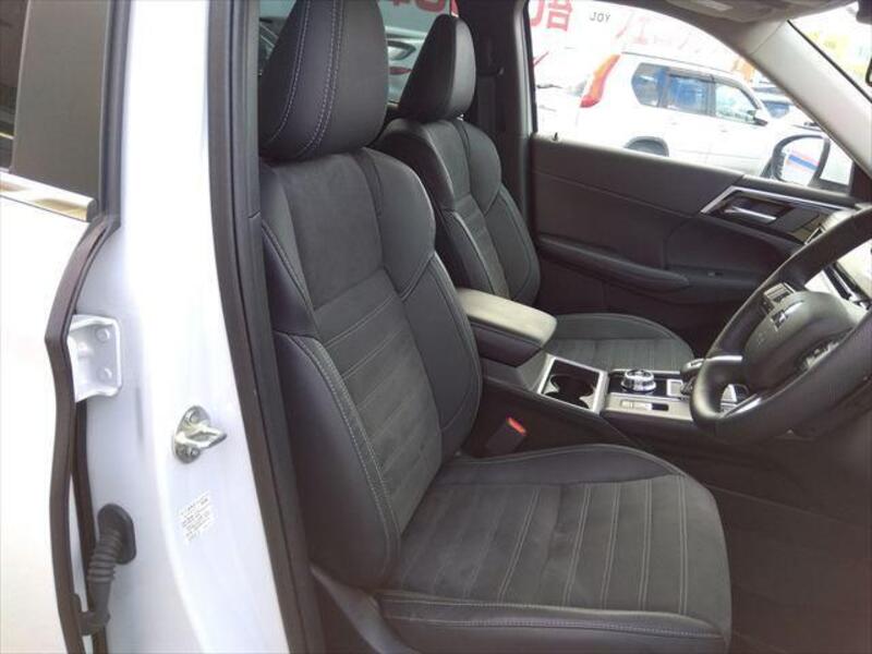 OUTLANDER PHEV