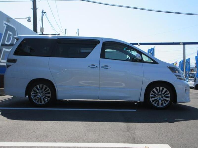VELLFIRE