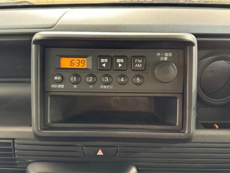 N-VAN