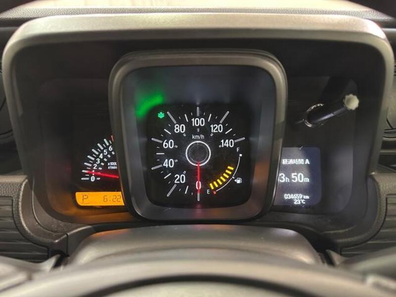 N-VAN