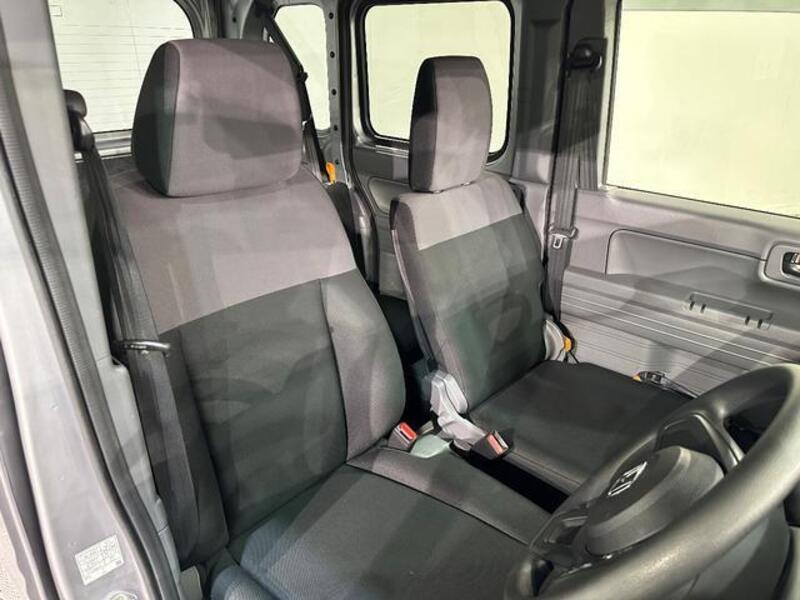 N-VAN