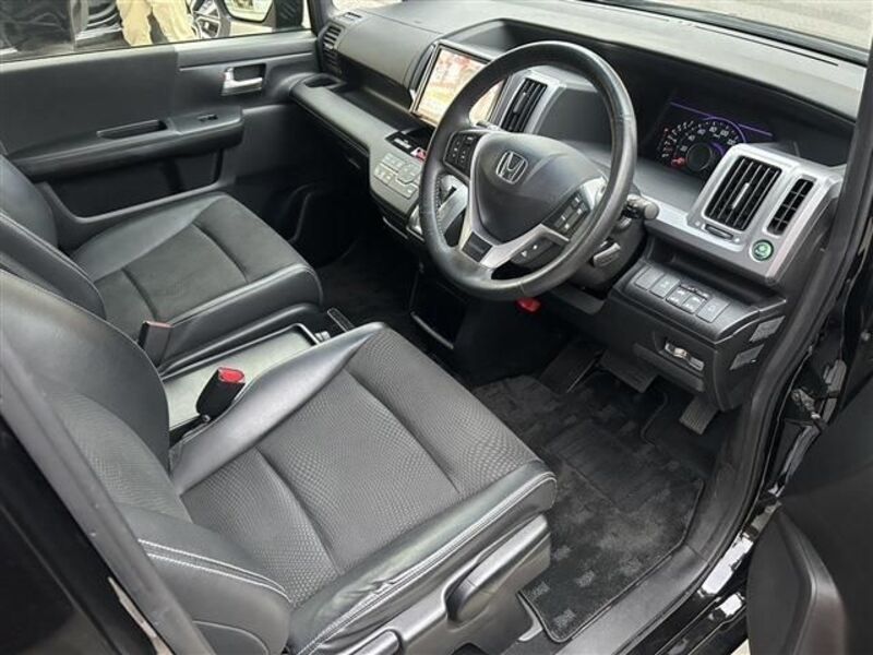 STEPWAGON SPADA