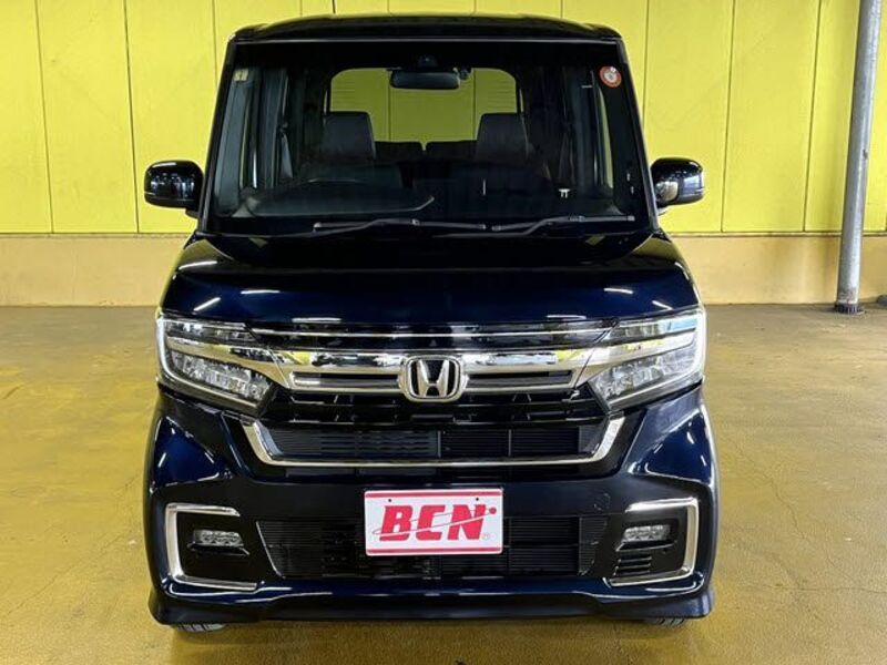 N BOX CUSTOM