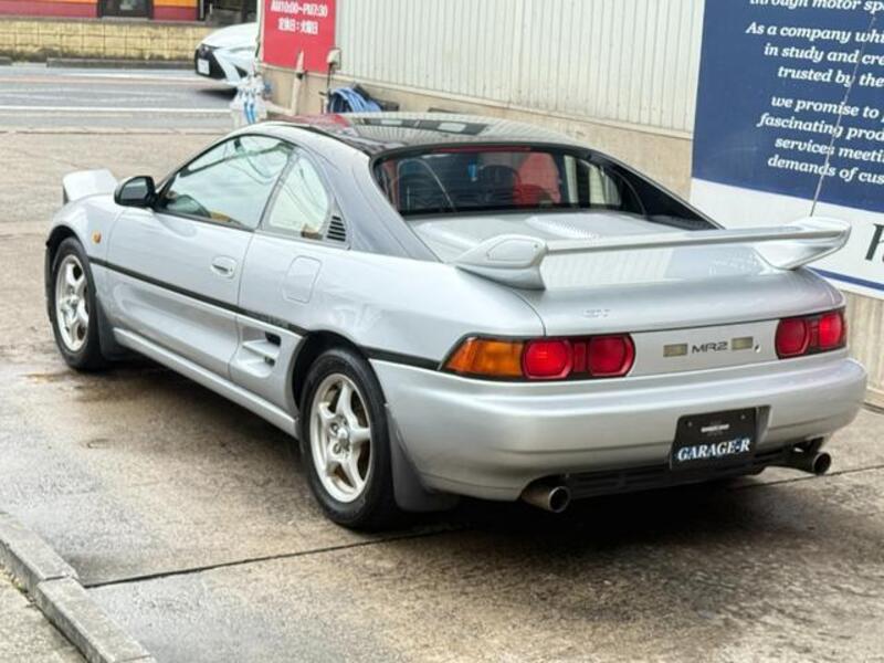 MR2
