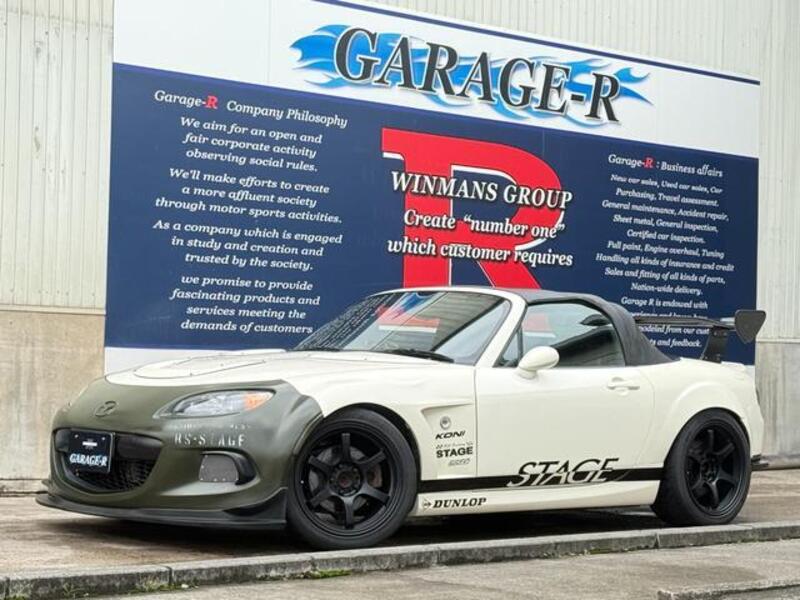 ROADSTER