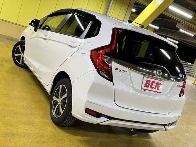 FIT HYBRID