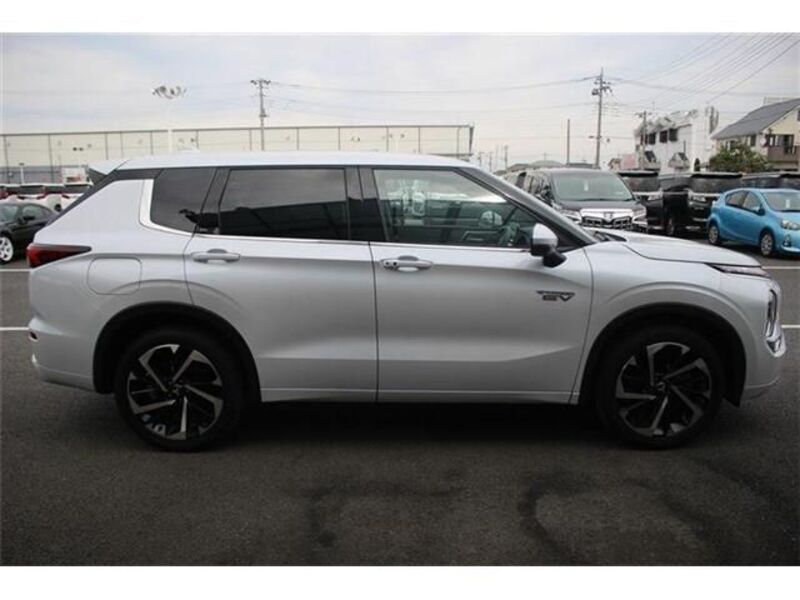 OUTLANDER PHEV