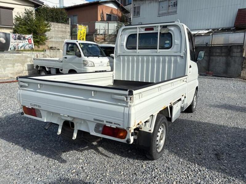 CLIPPER TRUCK