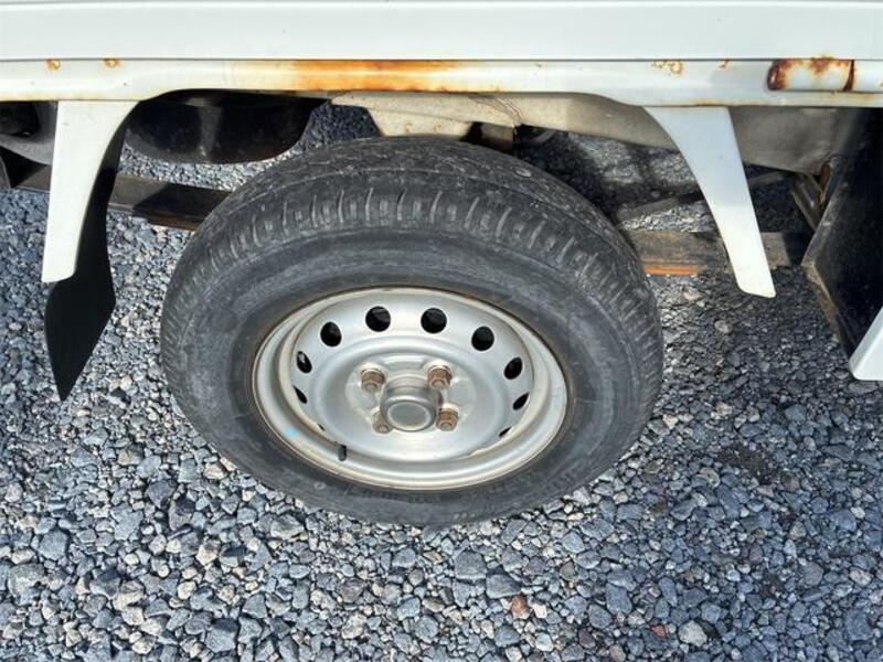 CLIPPER TRUCK