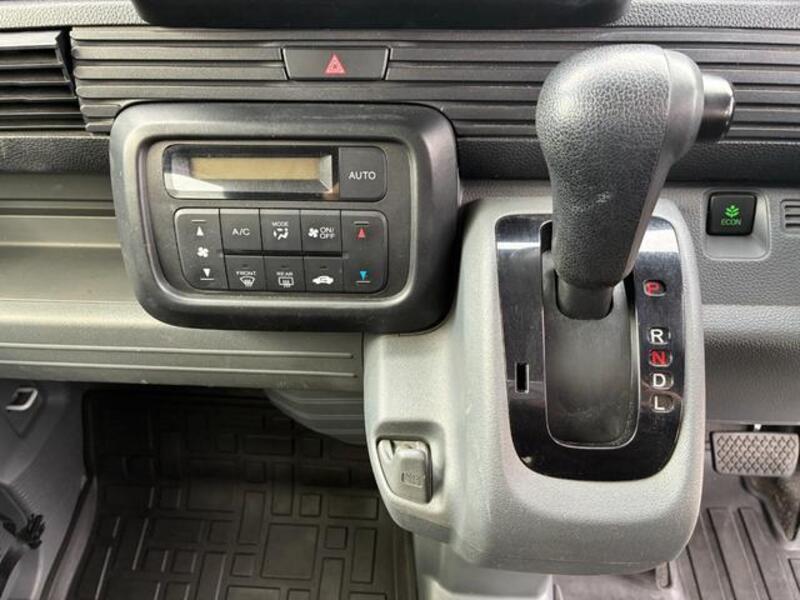N-VAN