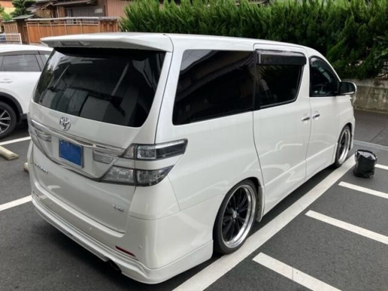 VELLFIRE