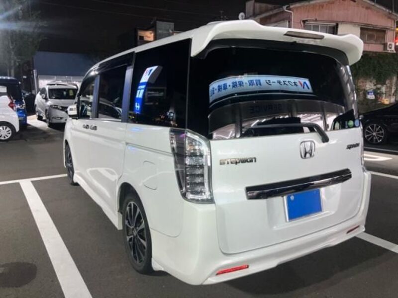 STEPWAGON SPADA