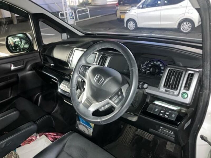 STEPWAGON SPADA