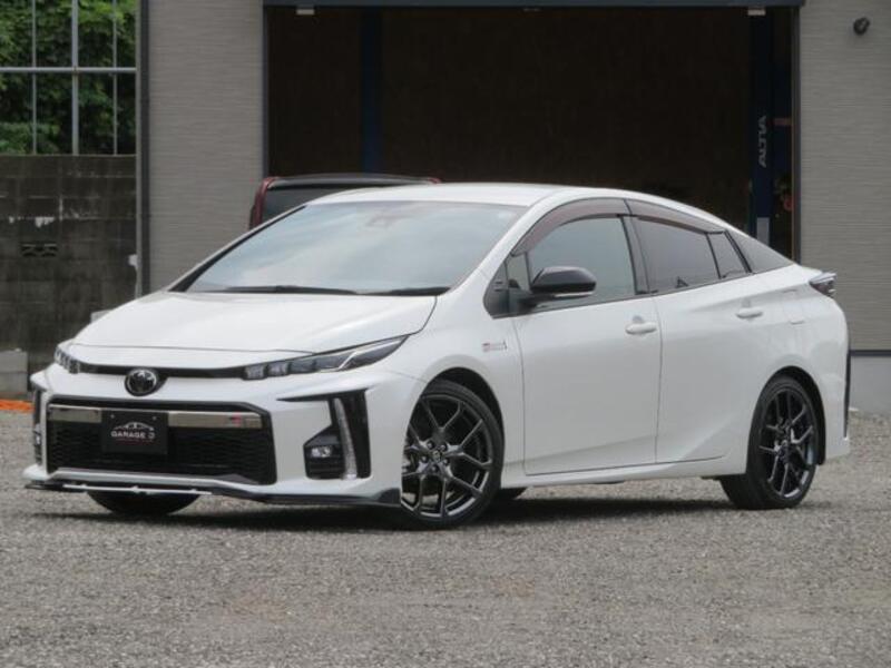 PRIUS PHV
