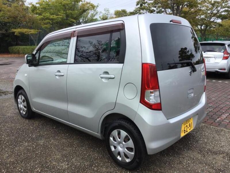WAGON R