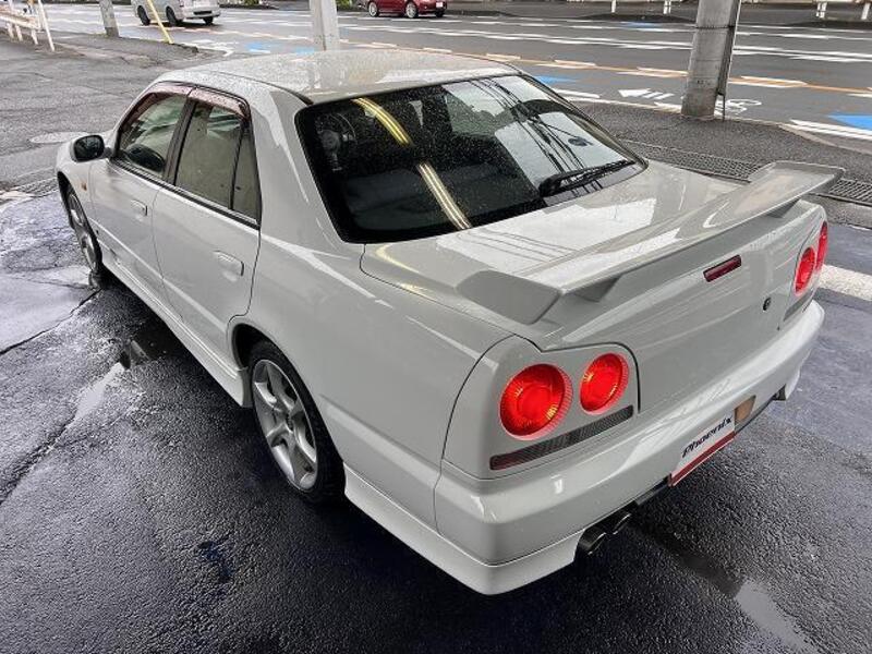SKYLINE