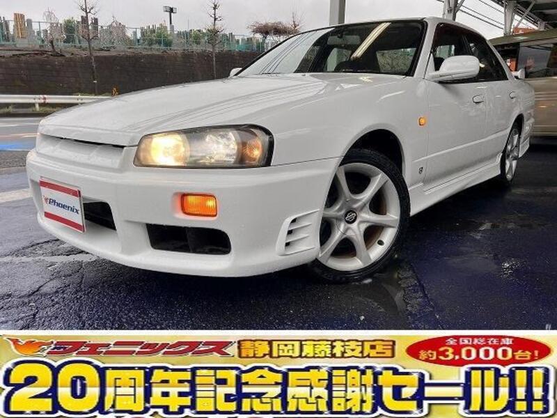 NISSAN SKYLINE