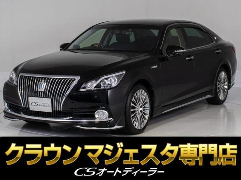 TOYOTA CROWN MAJESTA