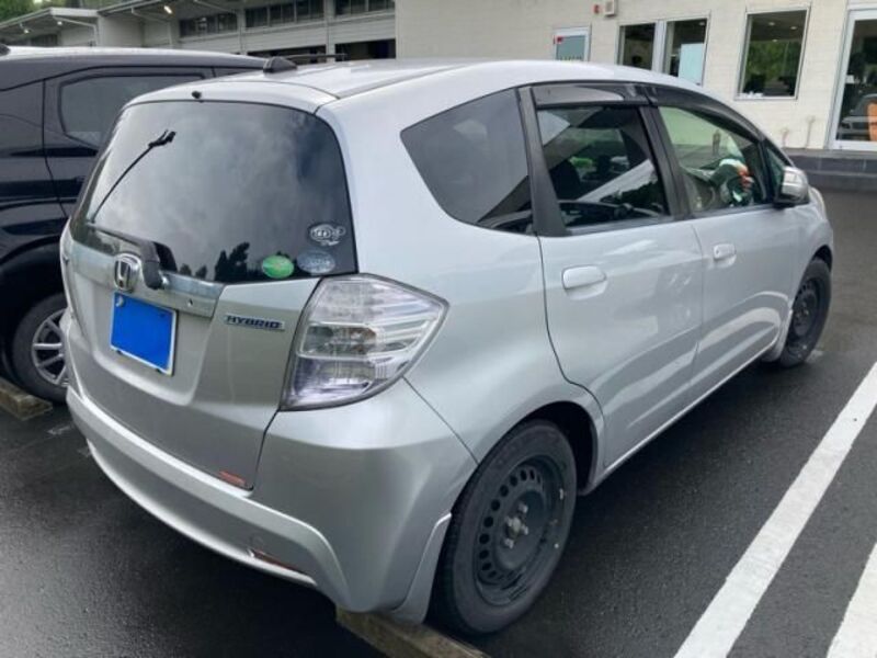 FIT HYBRID