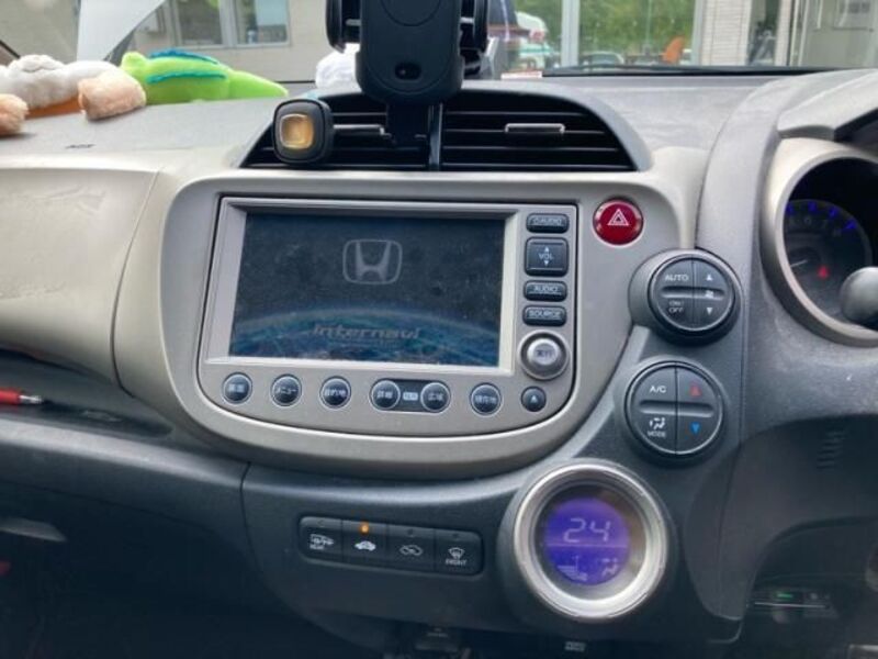 FIT HYBRID