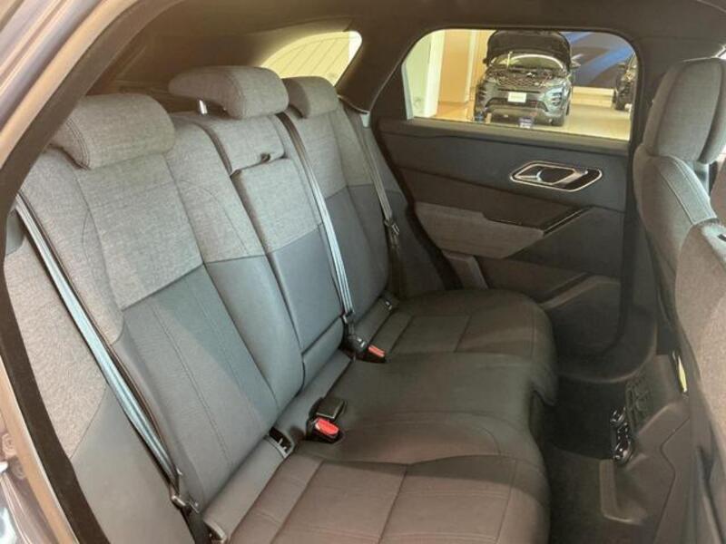 RANGE ROVER VELAR