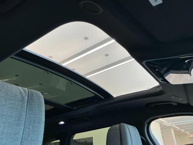 RANGE ROVER VELAR