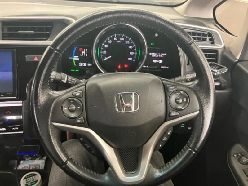FIT HYBRID
