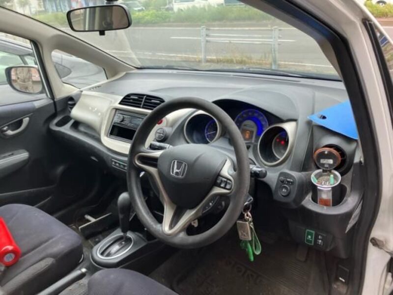 FIT HYBRID