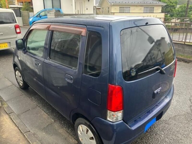 WAGON R