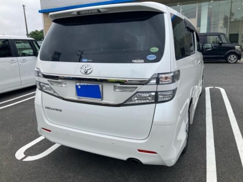 VELLFIRE