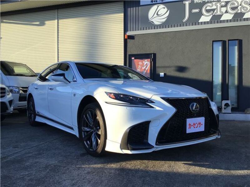 LEXUS LS
