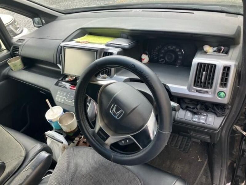 STEPWAGON SPADA