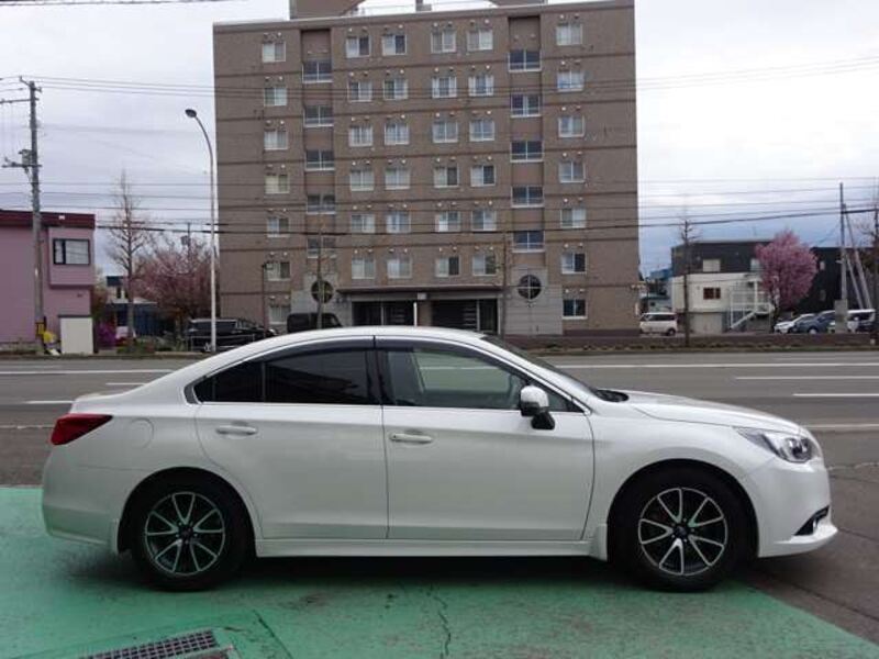 LEGACY B4