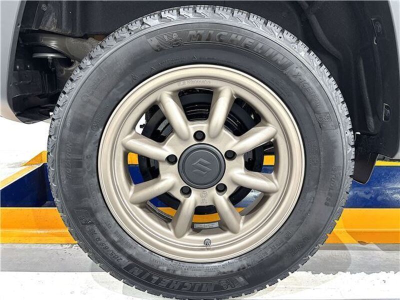 JIMNY SIERRA