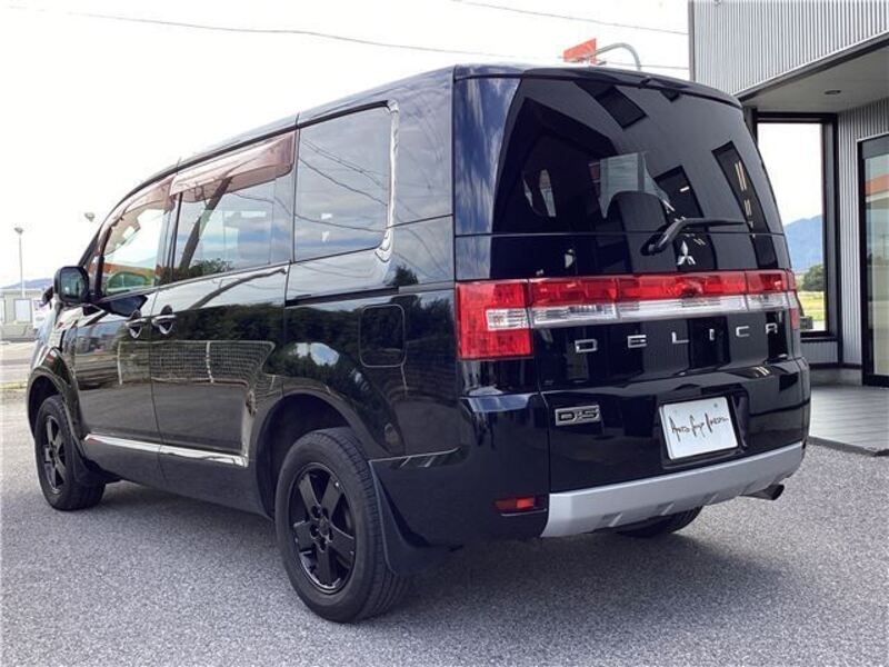 DELICA D5