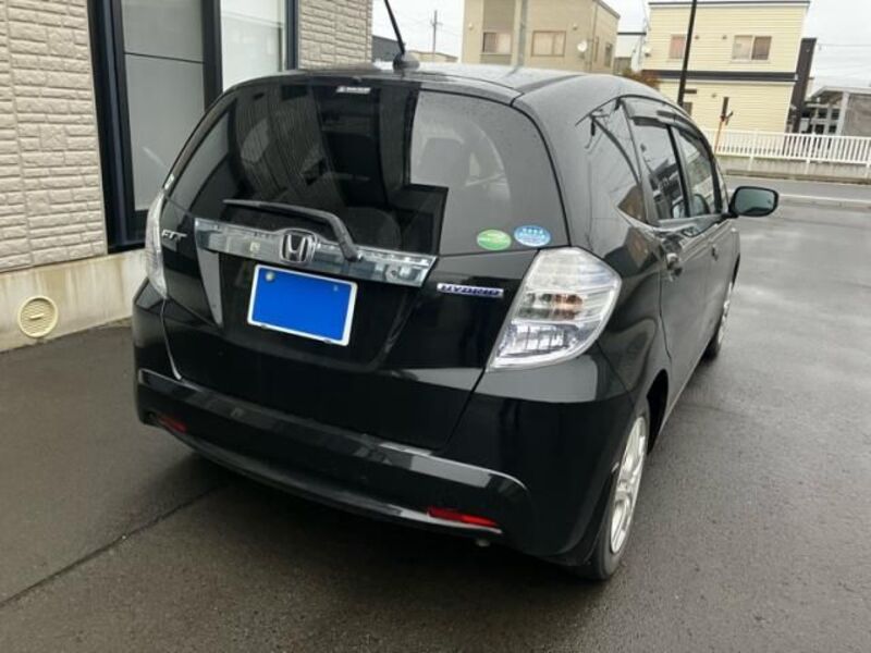 FIT HYBRID