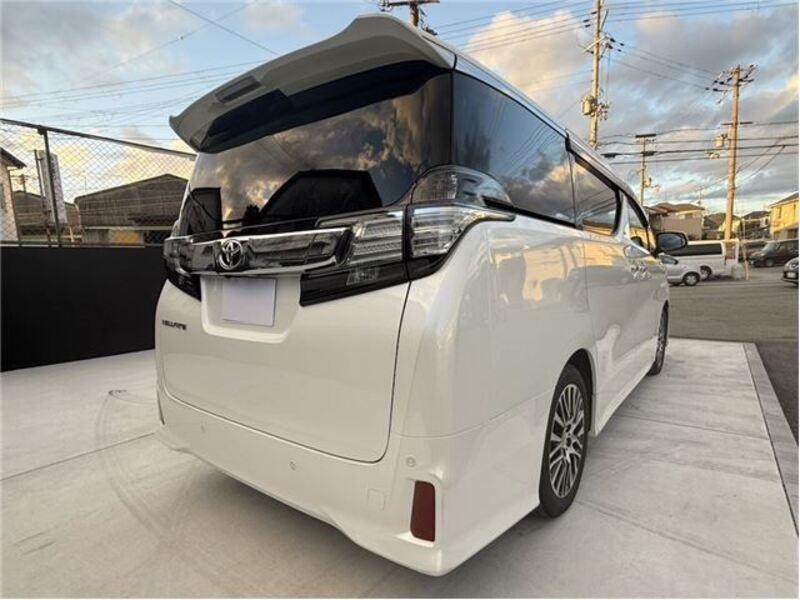 VELLFIRE