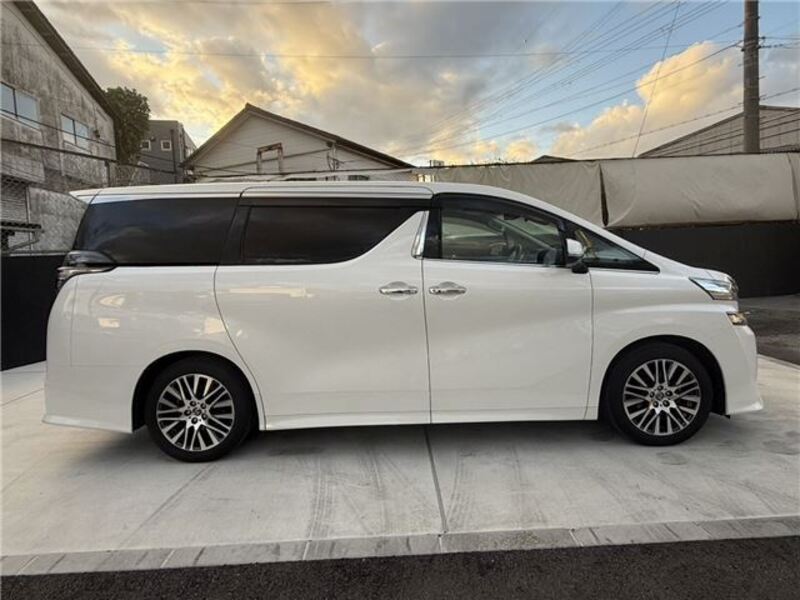 VELLFIRE